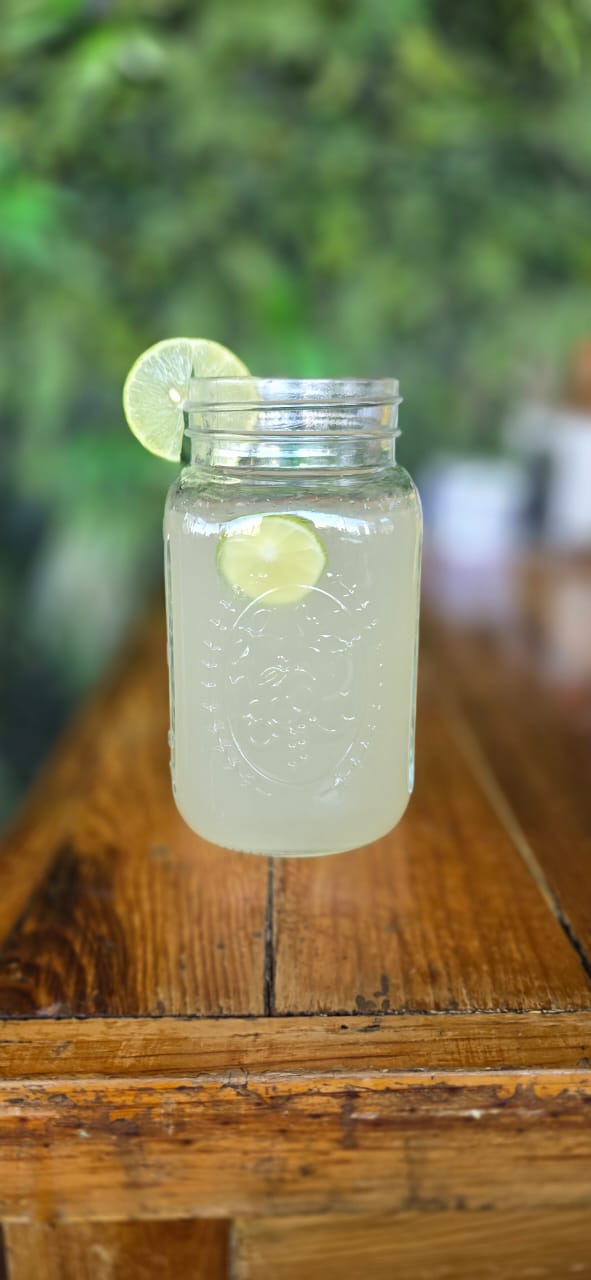 Agua de fresa
