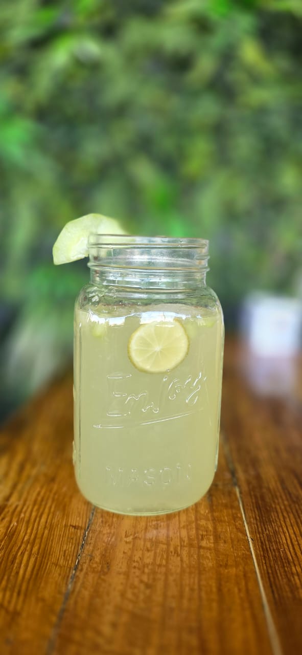 Agua de fresa