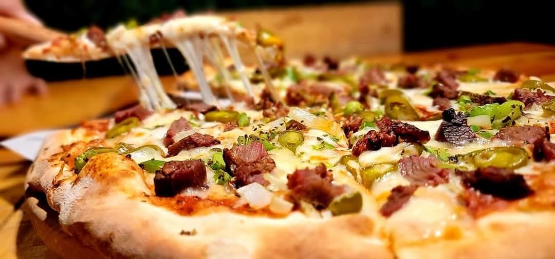 Pizza Chicharrón de la Ramos