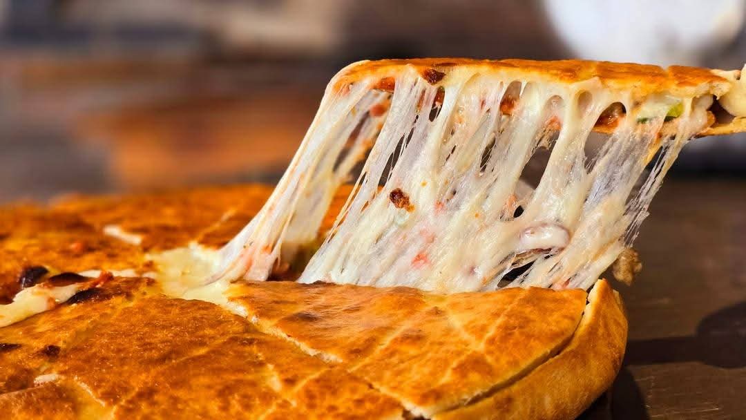 Pizza Rellena